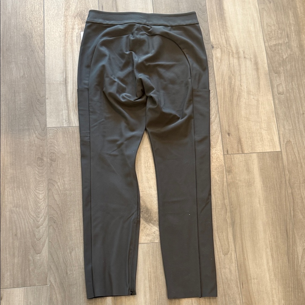 Athleta Stellar Trouser Pants .  Women’s fitted pants with high rise waist. - Picture 10 of 10